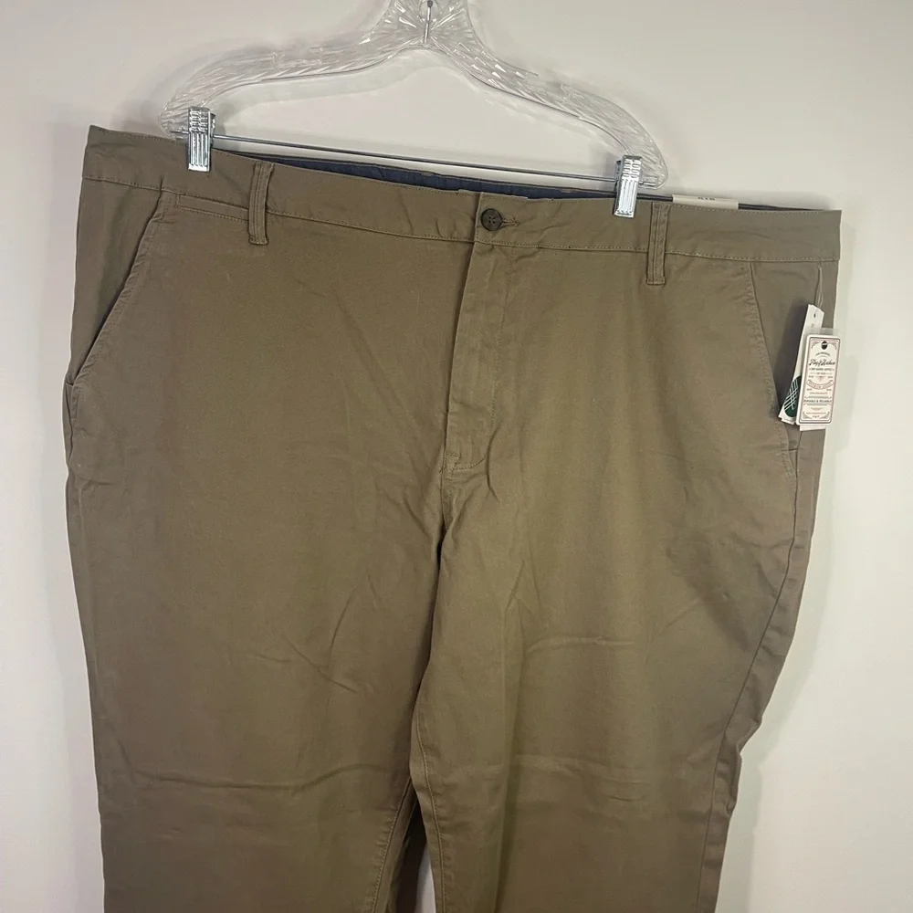 Flag & anthem‎ Classic Men's Khaki Chinos.